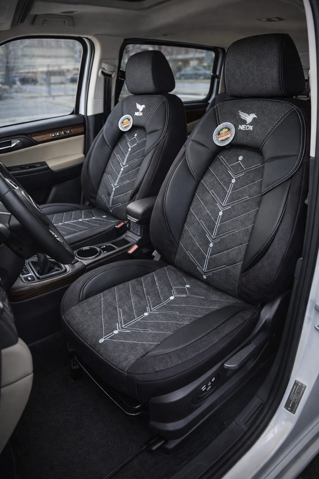 Ticari oto koltuk kılıfı arka koltuğu 2 parçalı olan modeller için uyumludur