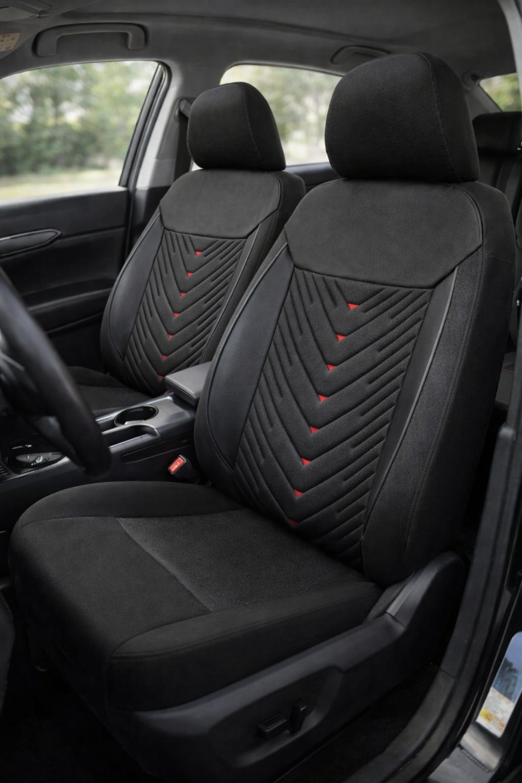 Sedan ve heacback araçlar için uyumlu oto koltuk kilifi