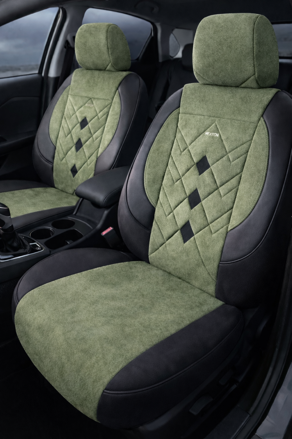 Sedan ve heacback için uyumlu koltuk kilifi