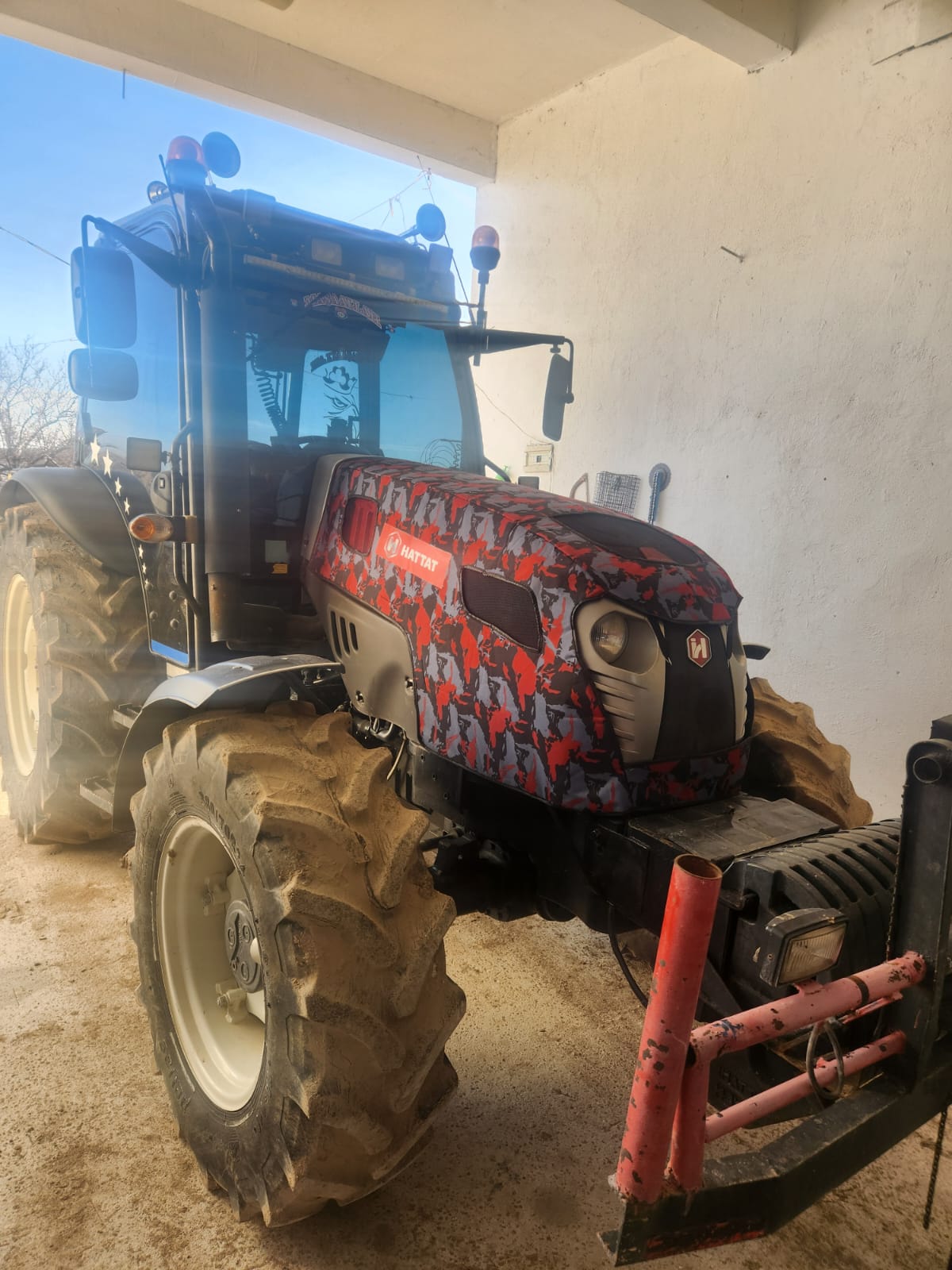 Hattat t4075/4080/4085/4090/4095/4100/4105/4110 serileri için uyumlu kaporta brandasi